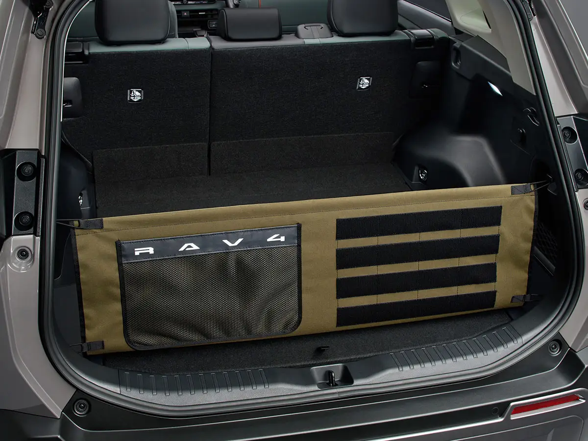 RAV4 HEV Adventure 設定装備