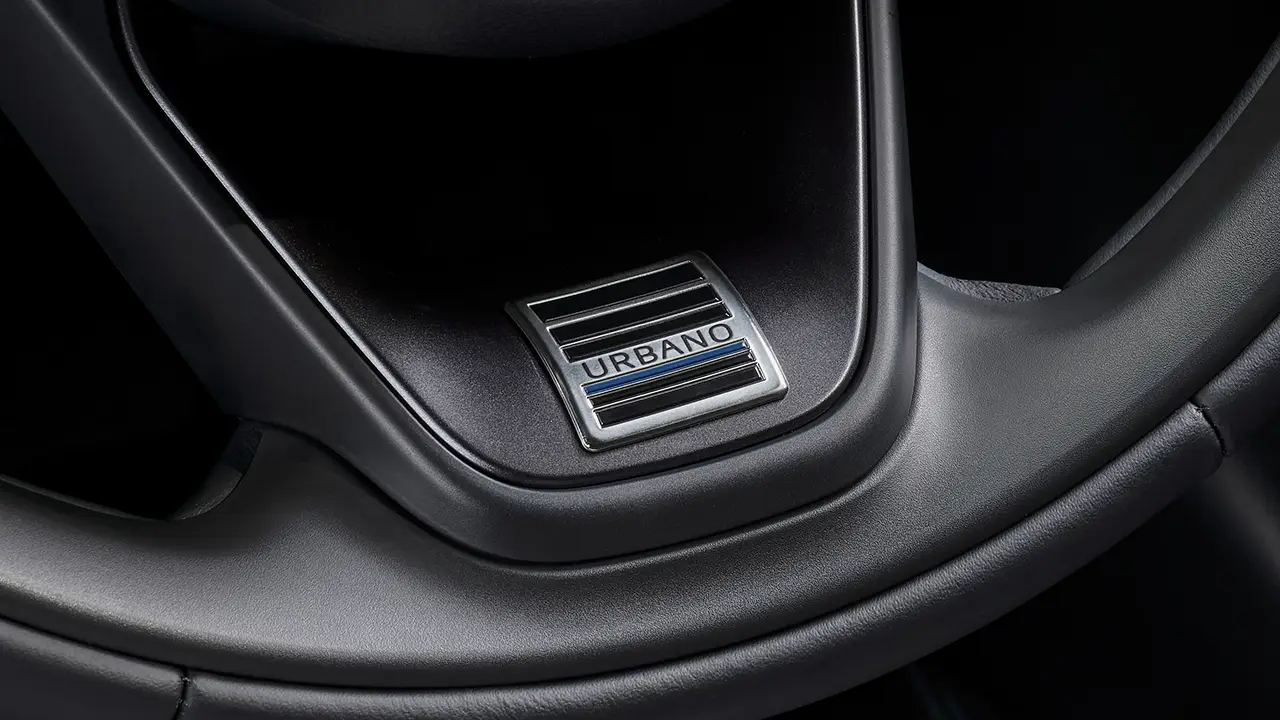 【URBANO】販売店装着オプション４