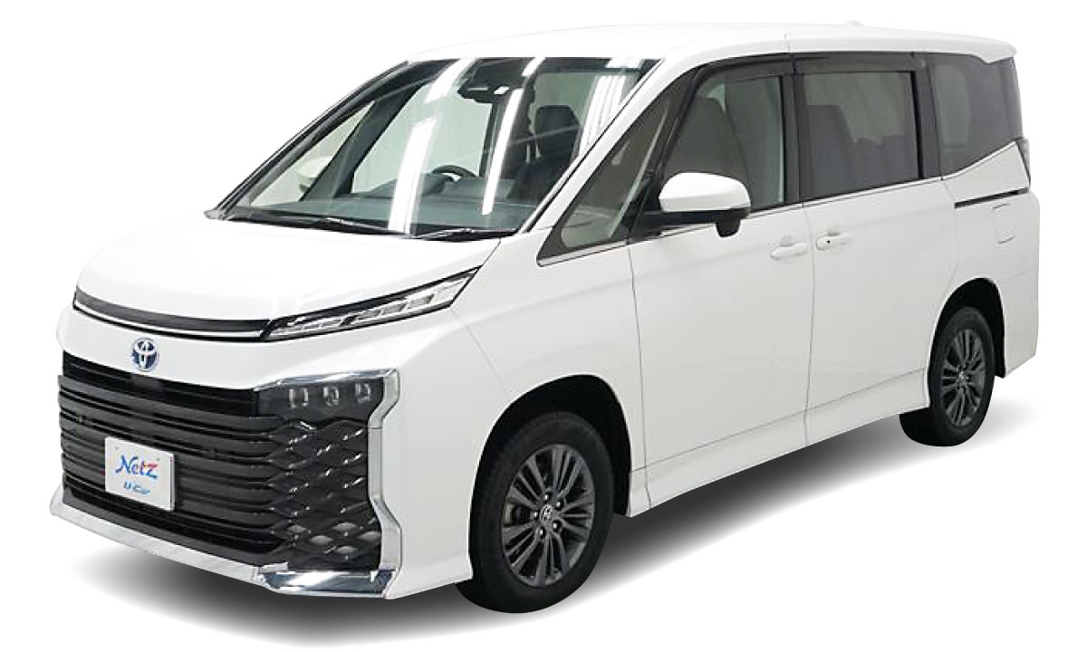 令和4年 VOXY