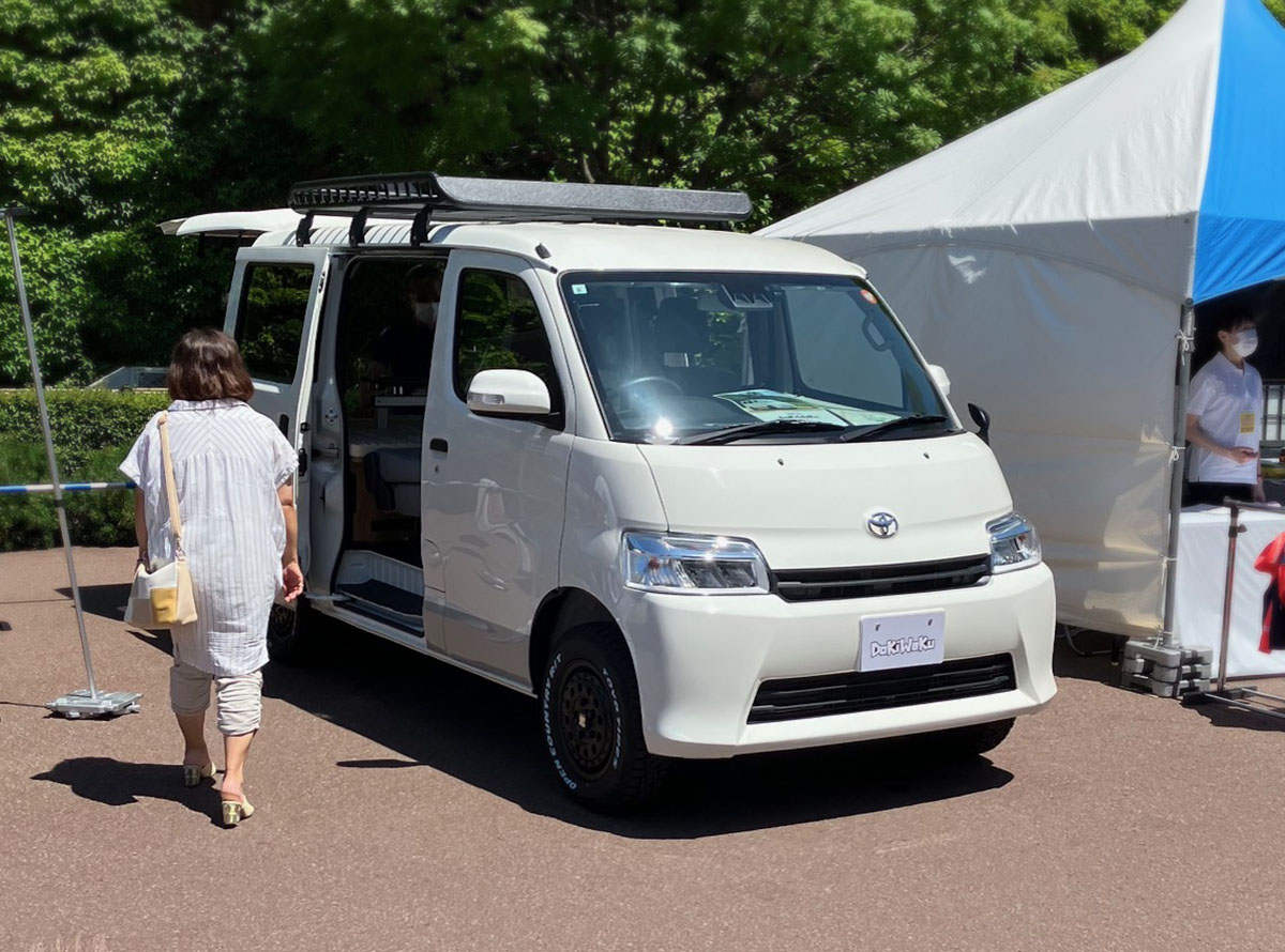 はたらくクルマ車両展示の様子①