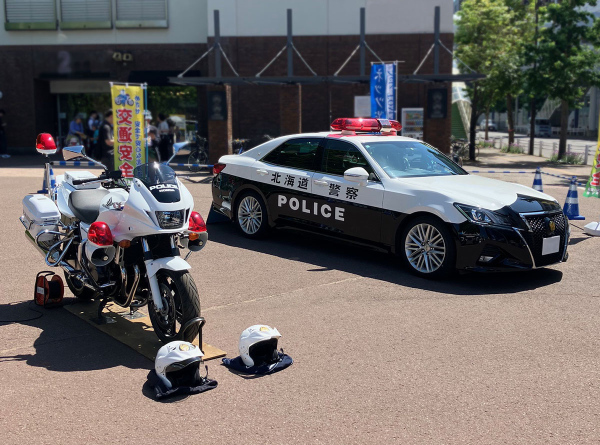 はたらくクルマ車両展示の様子②